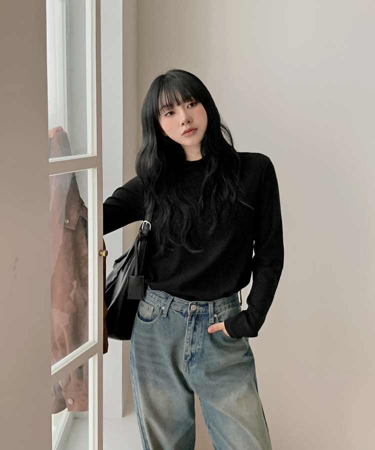 タートルネックもスリムフィットインナーリブTシャツ