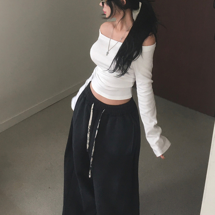 【起毛】オフショルダースリムルーズ長袖Tシャツ