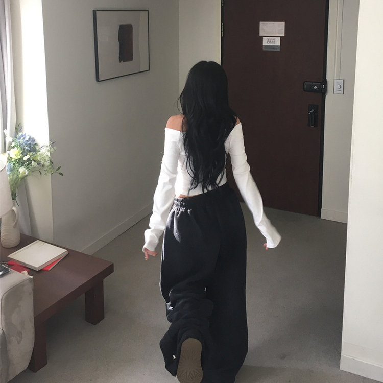 【起毛】オフショルダースリムルーズ長袖Tシャツ