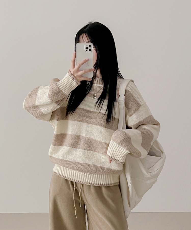 メロディーストライプラウンドニット BEIGE