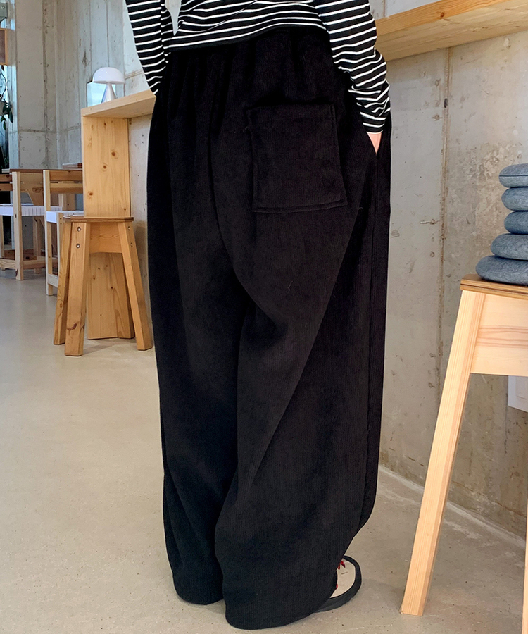 【起毛】コーデュロイツータックワイドパンツ