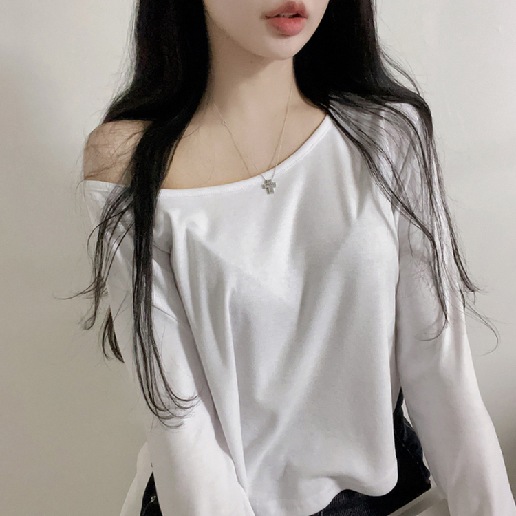 ハグオフショルダーTシャツ IVORY