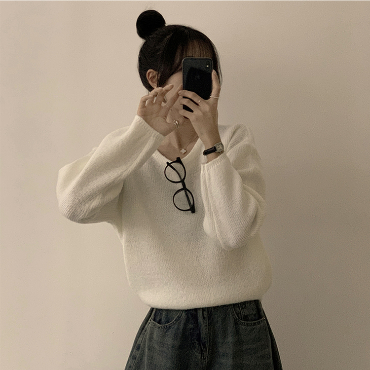 자신있는 추천 칙촉 겨울 라운드 아방핏 도톰 세미 크롭 긴팔 오버핏 데일리 니트 9color 화이트