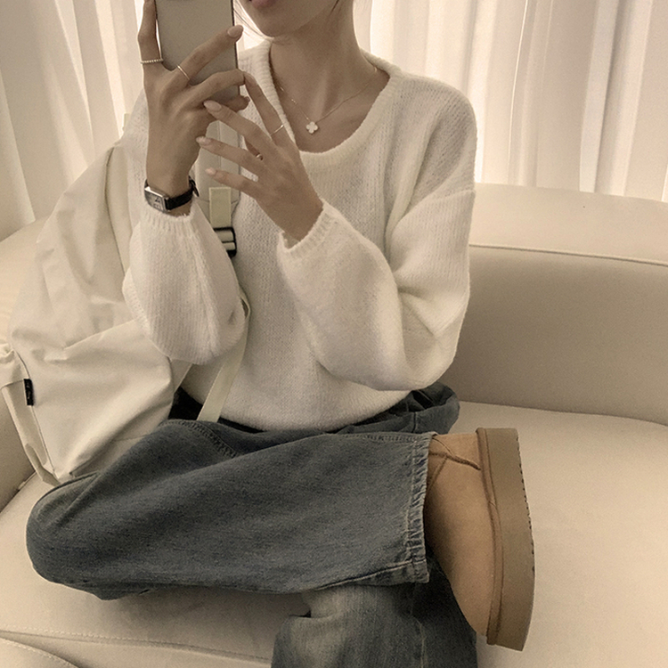 자신있는 추천 칙촉 겨울 라운드 아방핏 도톰 세미 크롭 긴팔 오버핏 데일리 니트 9color 화이트