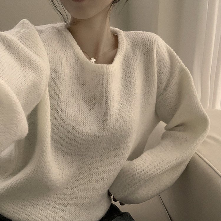 자신있는 추천 칙촉 겨울 라운드 아방핏 도톰 세미 크롭 긴팔 오버핏 데일리 니트 9color 화이트