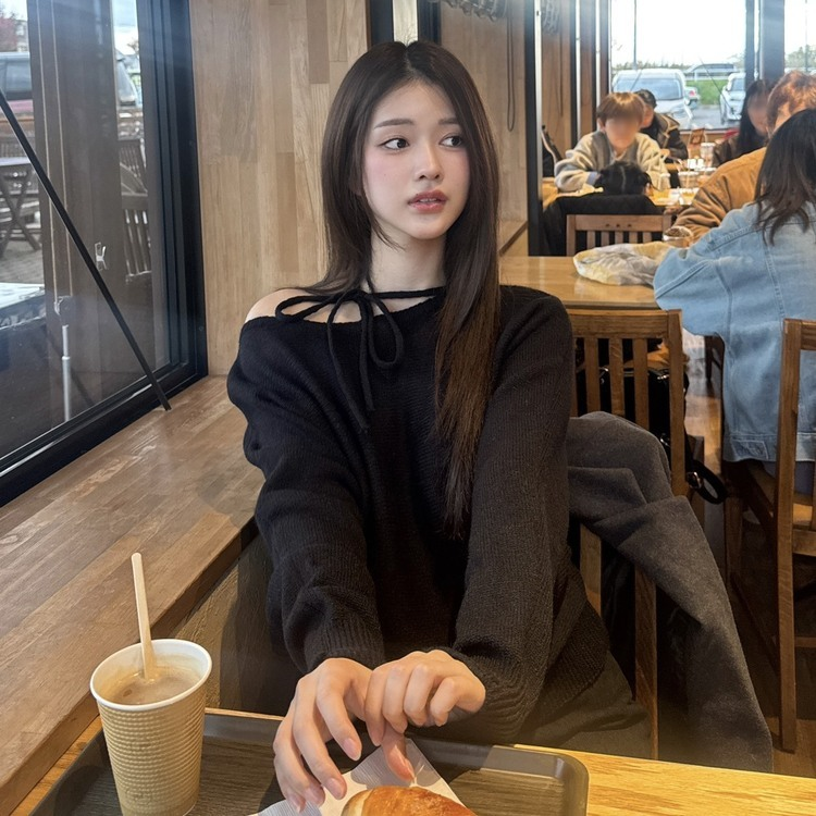 ショルダーリボンニット BLACK