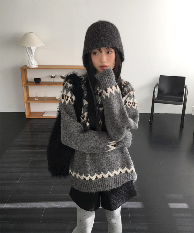 ノルディックルーズラウンドニット