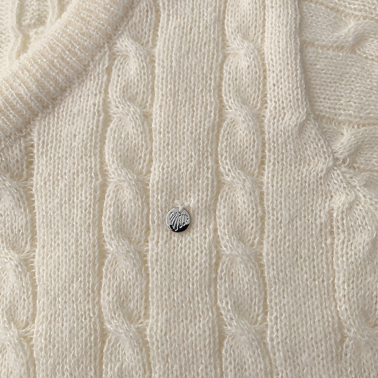 자신있는 추천템 러블리모먼트 브이넥 겨울 긴팔 꽈배기 펜던트 오버핏 니트 루즈핏 상의 6color