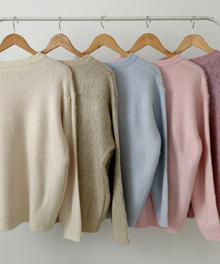 크리미 레터링 브러쉬 니트