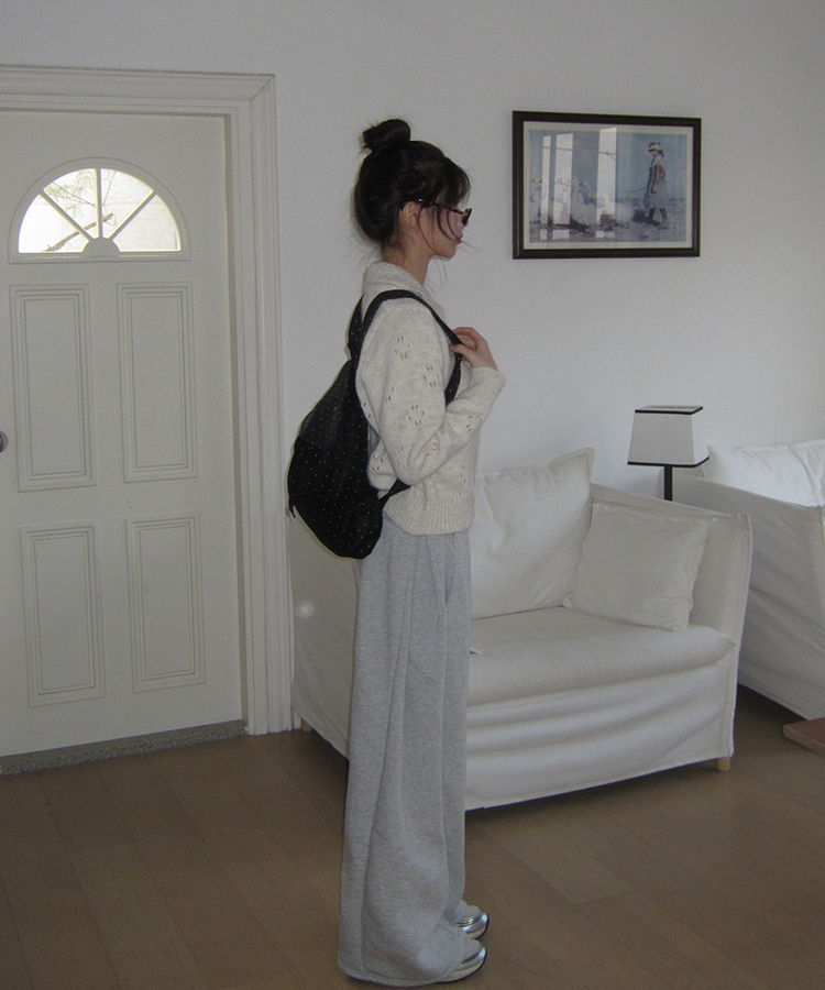 パンチングフラワーカラーカーディガン OATMEAL