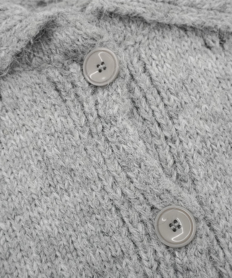 パンチングフラワーカラーカーディガン