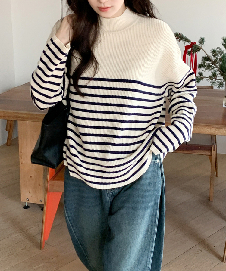 キャッシュストライプニット NAVY