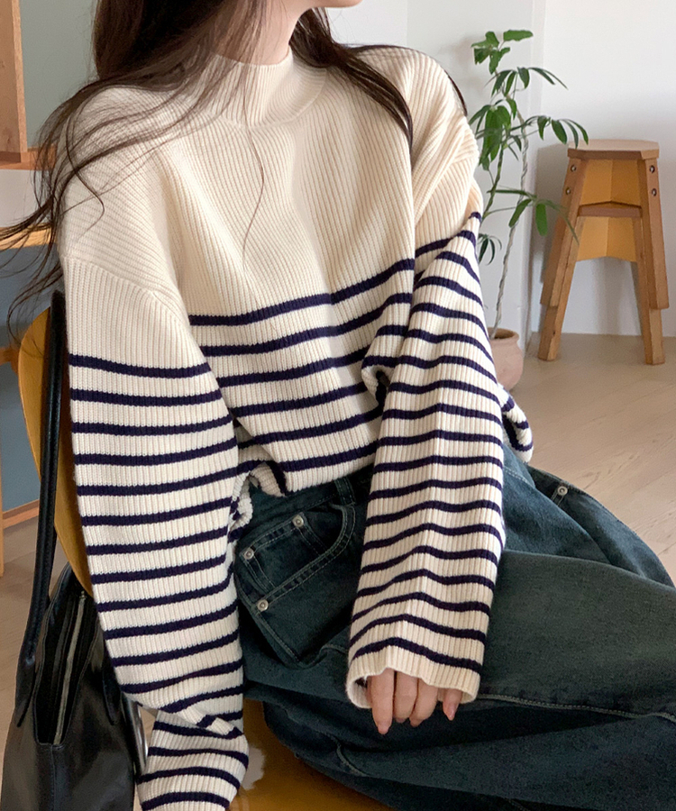 キャッシュストライプニット NAVY