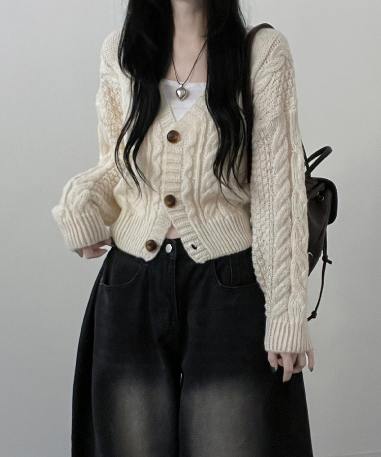 피넛꽈배기브이넥크롭도톰니트가디건 아이