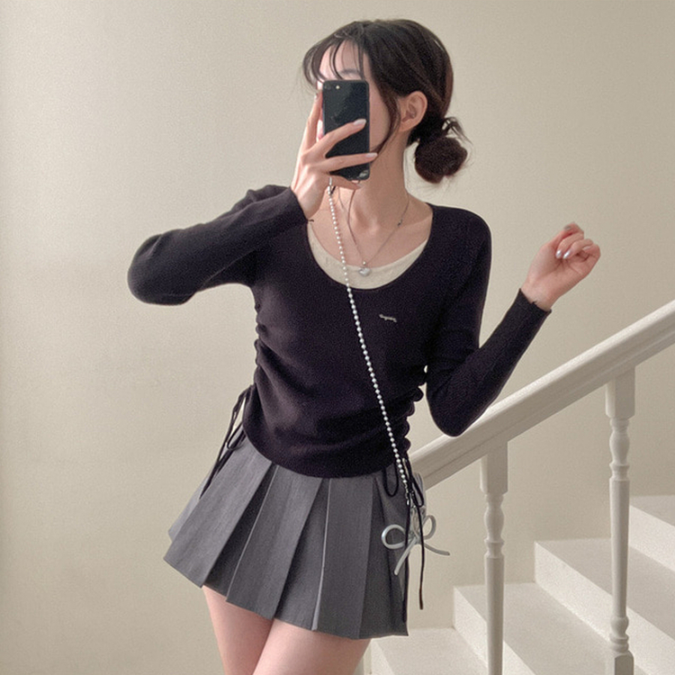 레지 셔링 레터링 자수 두겹 일체형 골지 니트 블랙