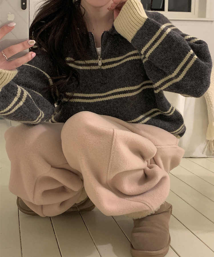 カネキフリースパンツ