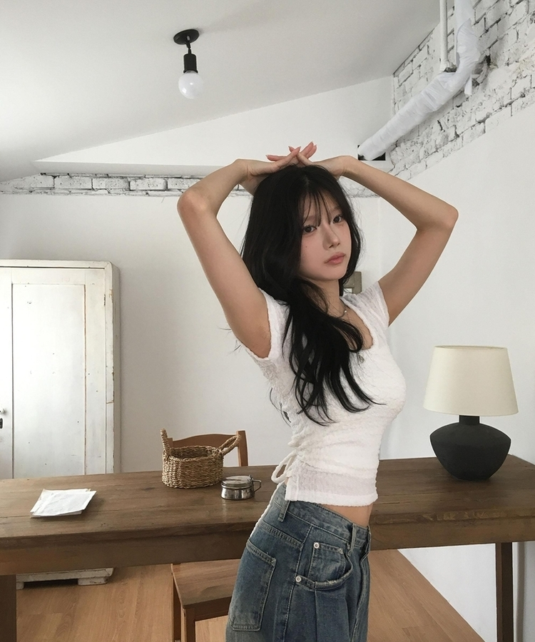 Uネックストラップ半袖Tシャツ IVORY