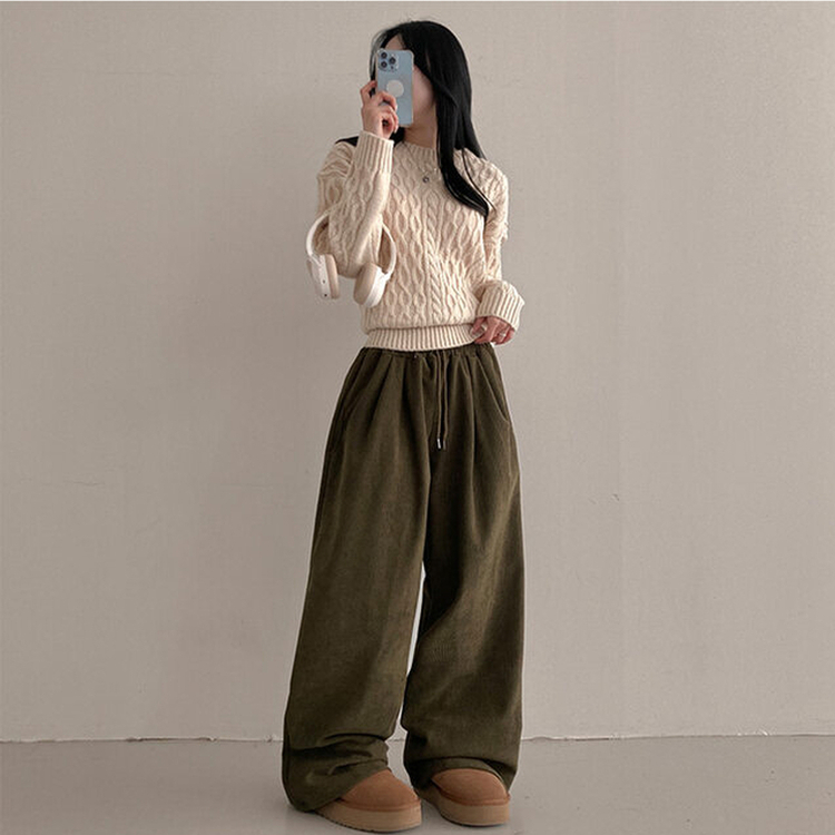 コーデュロイツーピンタックワイドパンツ
