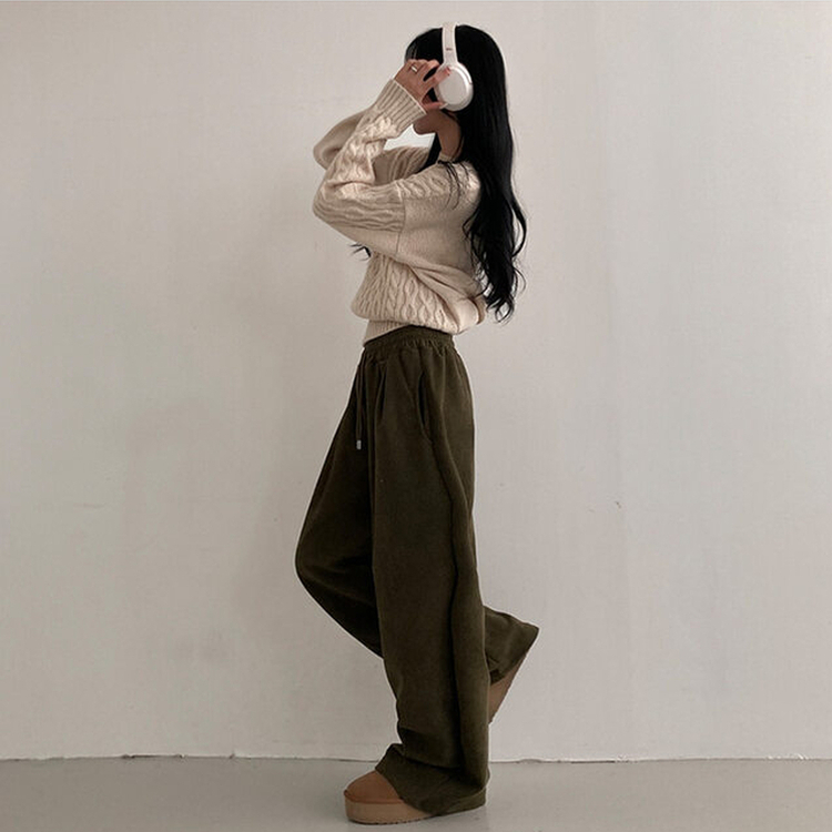 コーデュロイツーピンタックワイドパンツ