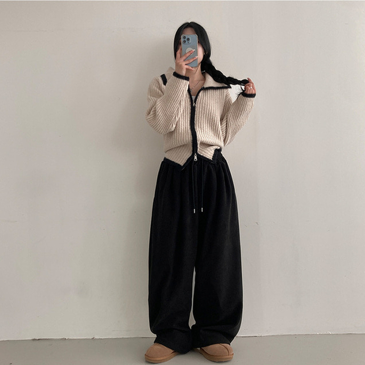 コーデュロイツーピンタックワイドパンツ
