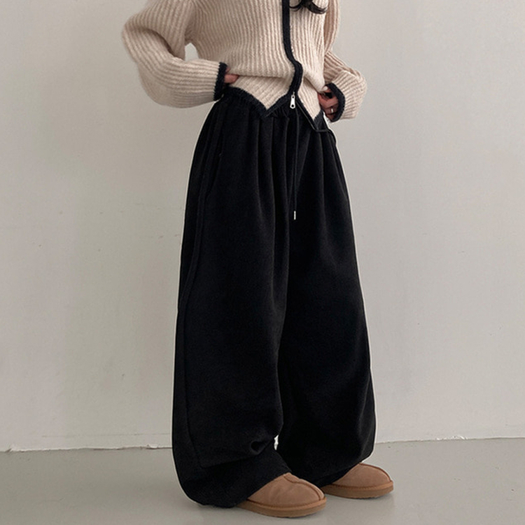 コーデュロイツーピンタックワイドパンツ