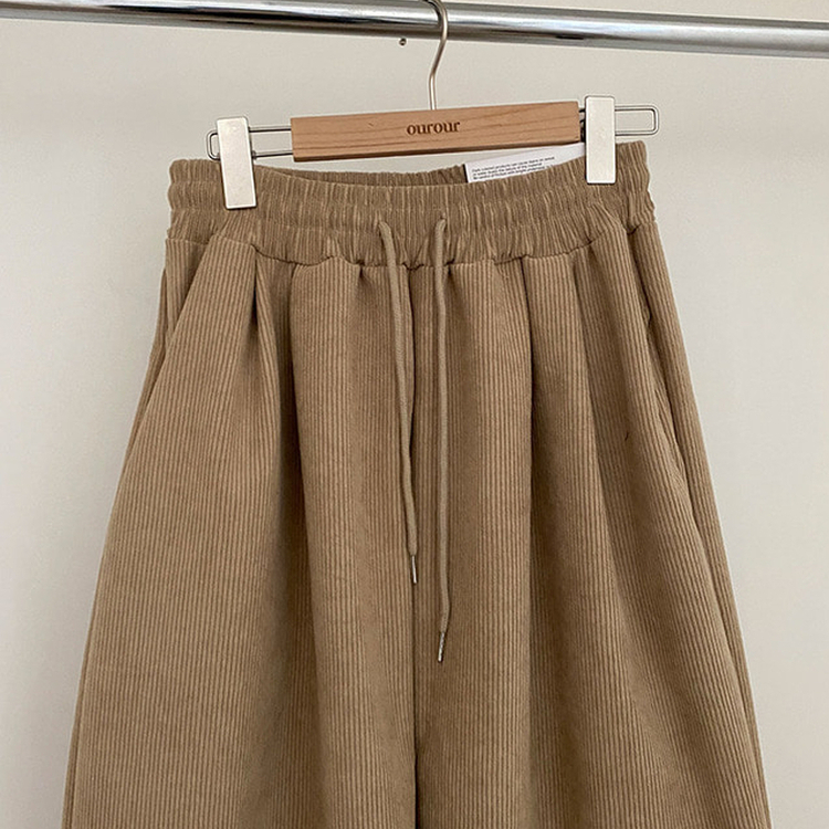 コーデュロイツーピンタックワイドパンツ