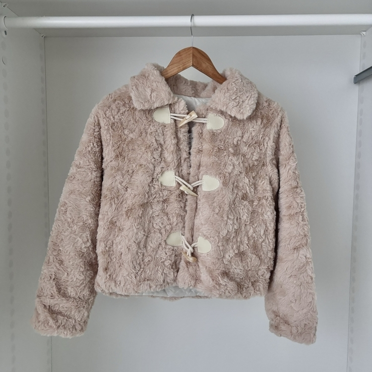 ショートダッフルコート