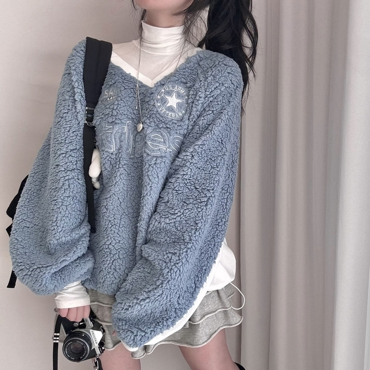 ブロックコアストリングVネックトレーナー