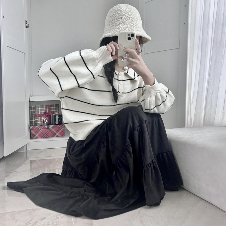 데일리 카라 버튼 단가라 크롭 니트