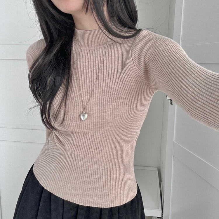 갑갑함 없는 쫀득모찌 반목폴라 레이어드 긴팔 골지 니트 티셔츠