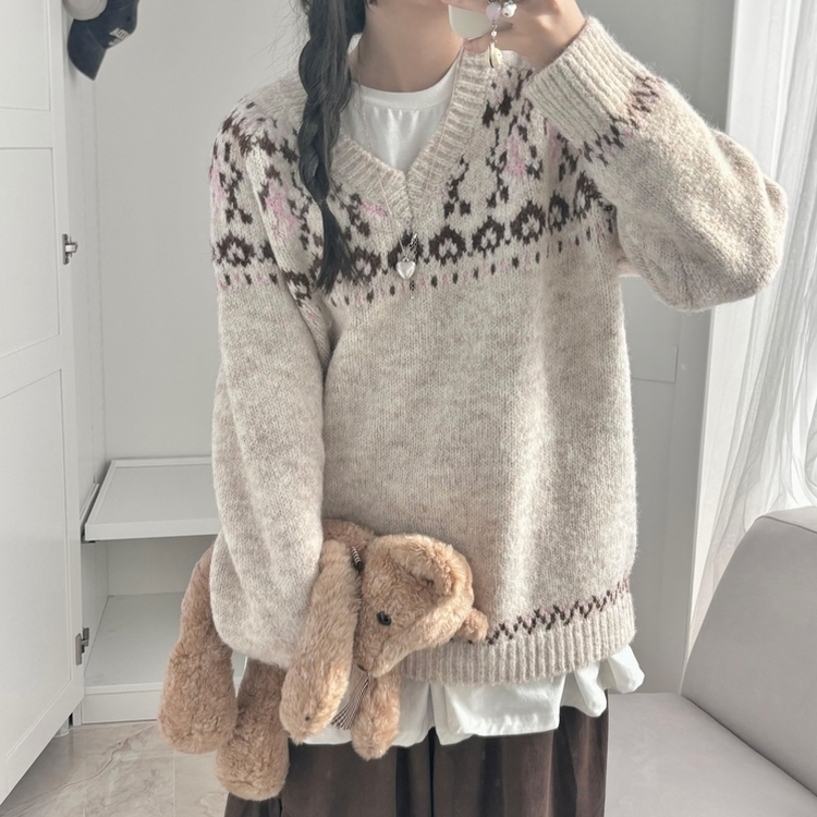 Vネックハートノルディックニット