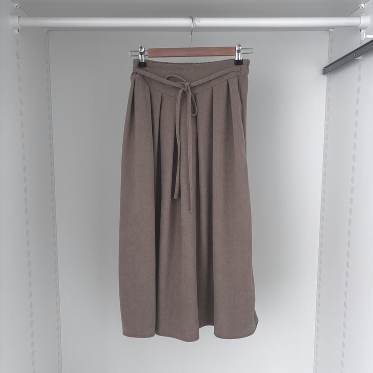【ベルト付き】コーデュロイリボンプリーツロングスカート
