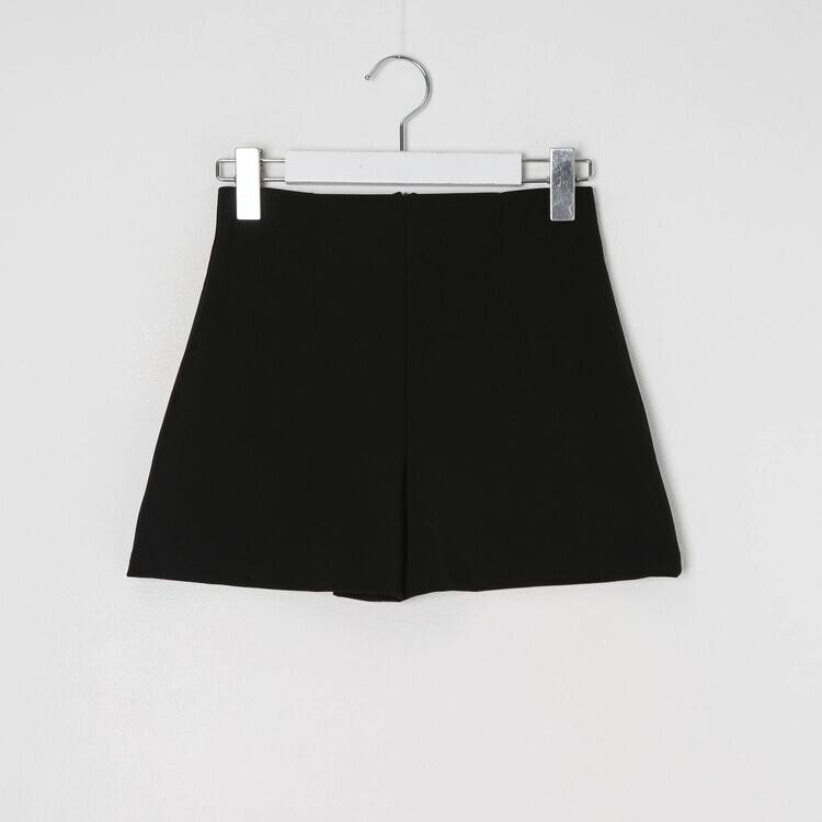 ハイウエストショートパンツ