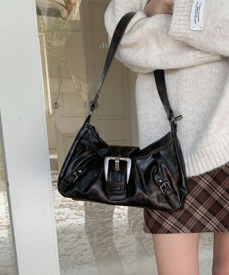 バックルショルダーバッグ BROWN