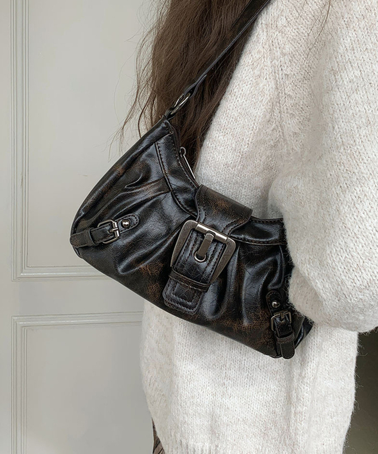 バックルショルダーバッグ BROWN