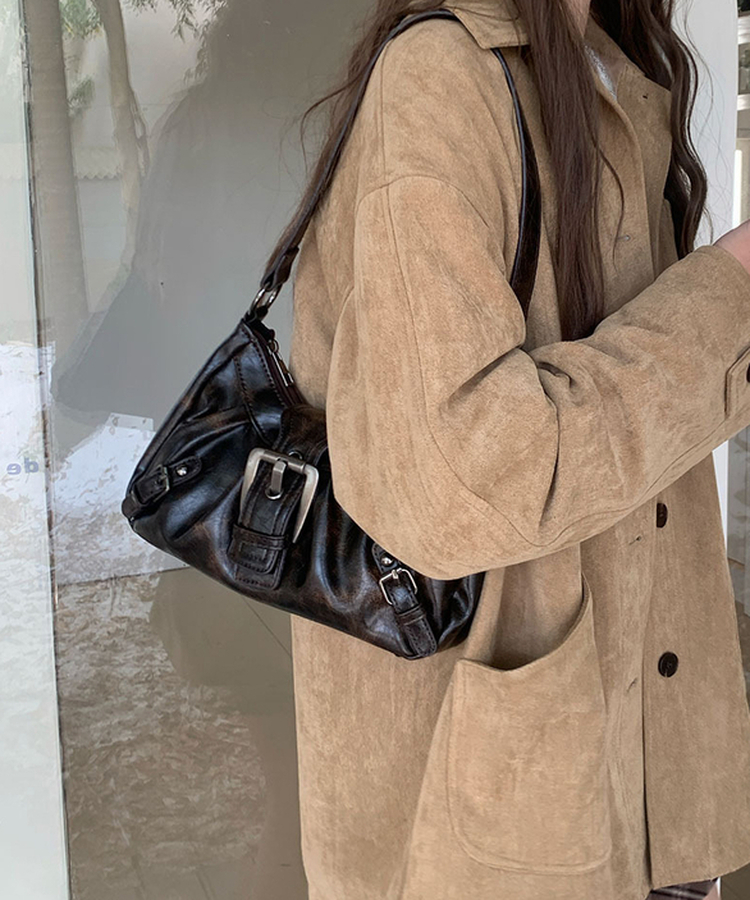 バックルショルダーバッグ BROWN