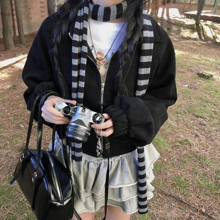 レザーショルダーバッグ BLACK