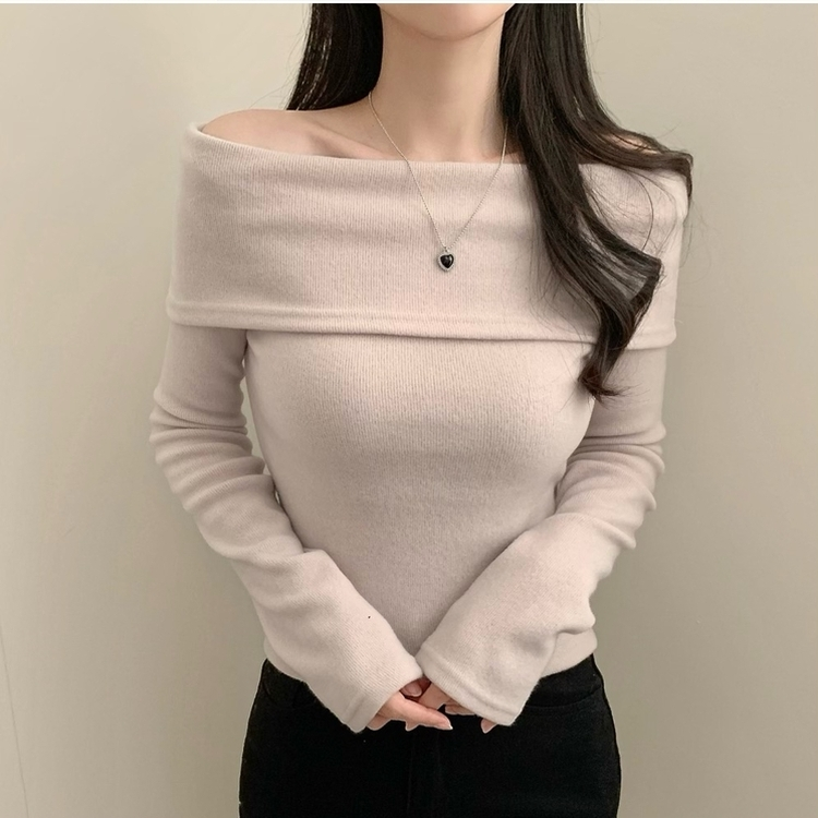 オフショルダー長袖Tシャツ