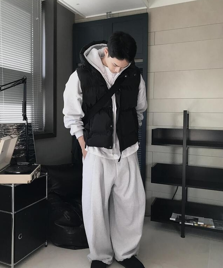 【起毛】チャップリンフードジップアップ