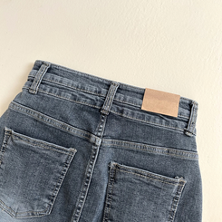 ツーボタンウォッシングミニスカート