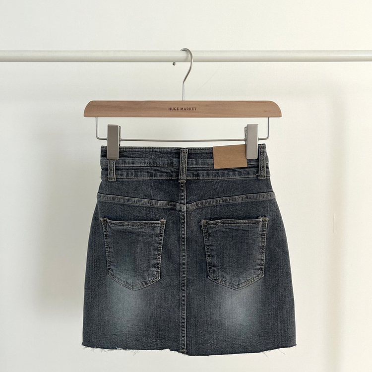 ツーボタンウォッシングミニスカート