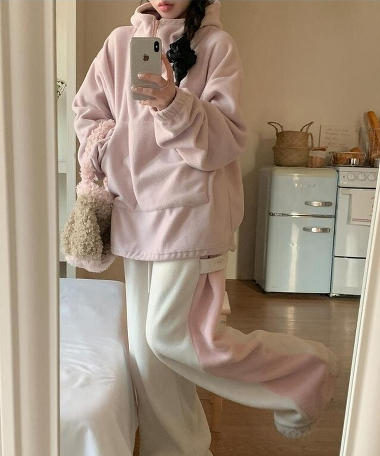 キキフリースジップアップ