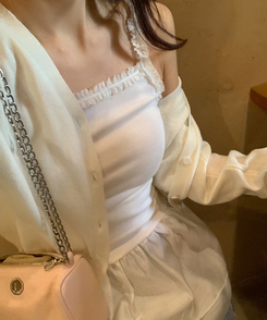 ノースリーブ フリルレースレイヤードキャミソール IVORY