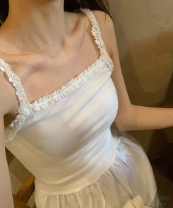 ノースリーブ フリルレースレイヤードキャミソール IVORY