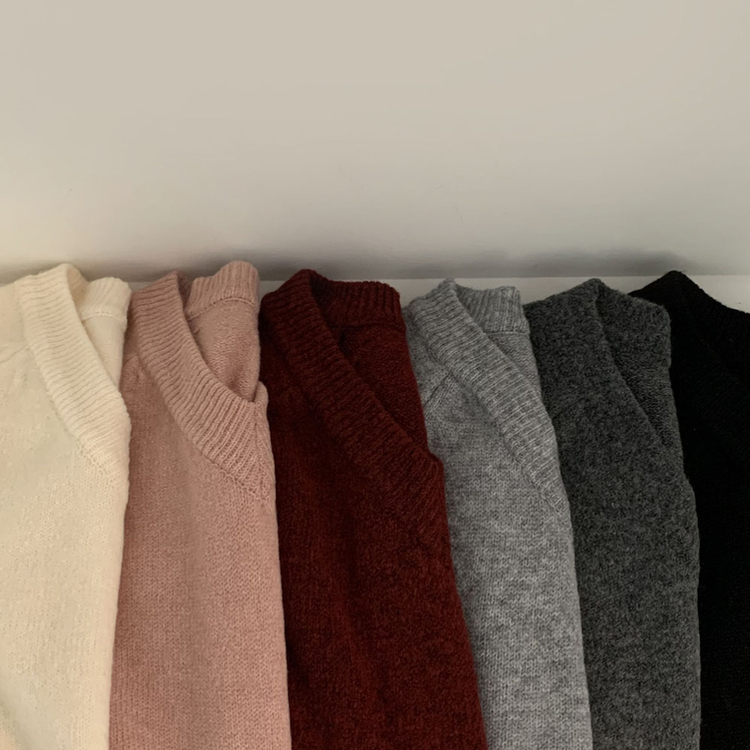 제니 브이넥 레이어드 루즈핏 나그랑 니트