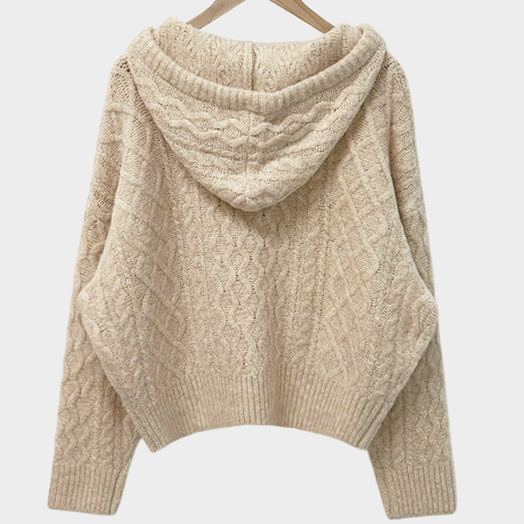 ケーブルルーズフードニット