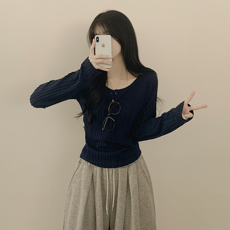 ボタンラウンドネックニット DARK BLUE