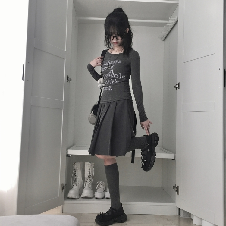 バンディングミディプリーツスカート