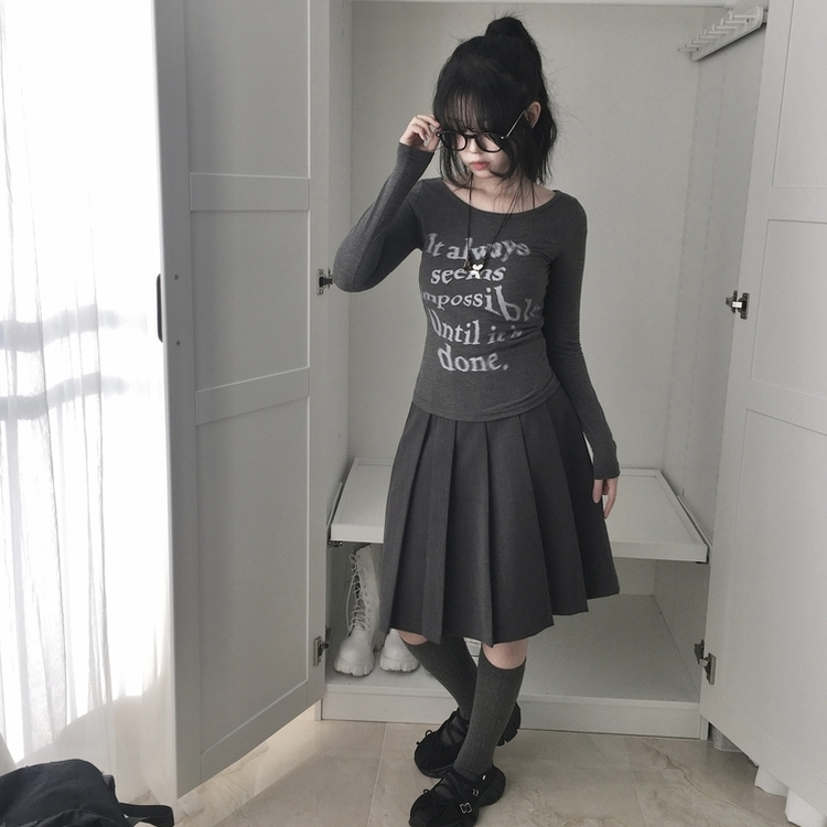 バンディングミディプリーツスカート