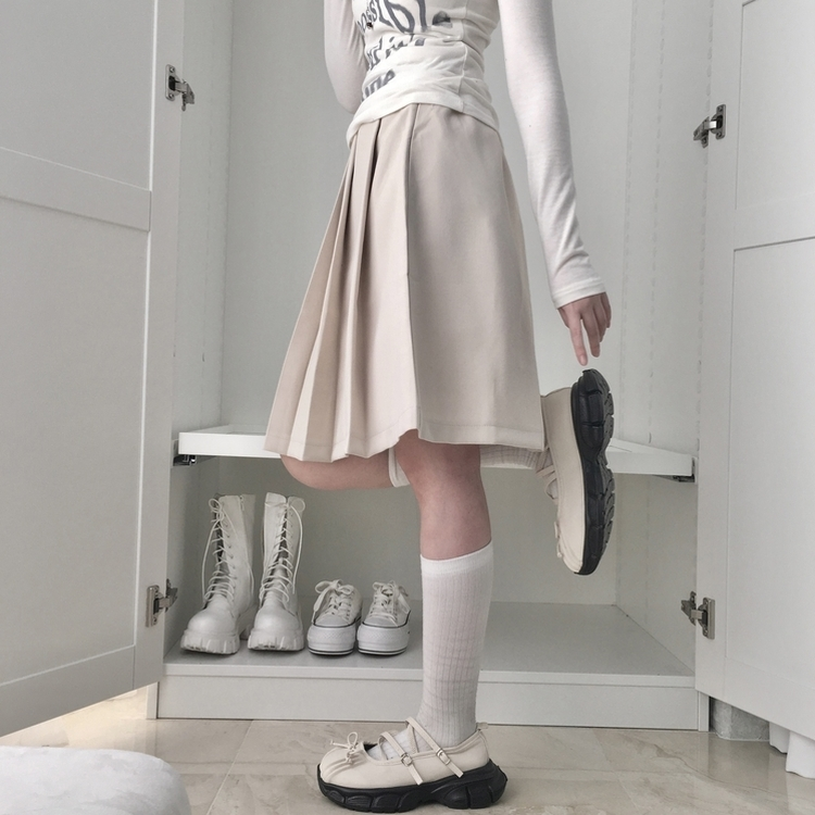バンディングミディプリーツスカート